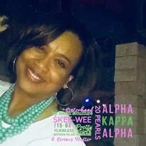 Meet your Posher, Raquel